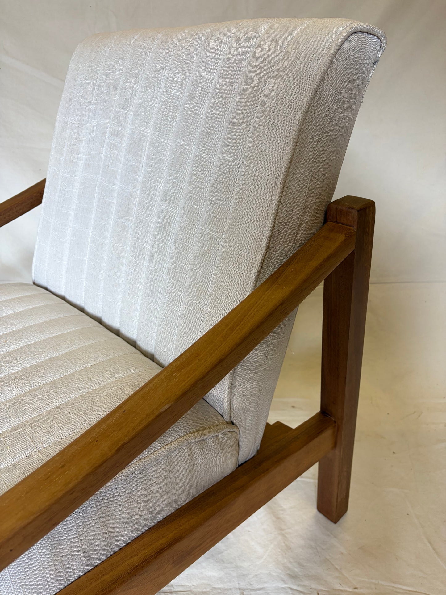 Heritage Lounge Chair